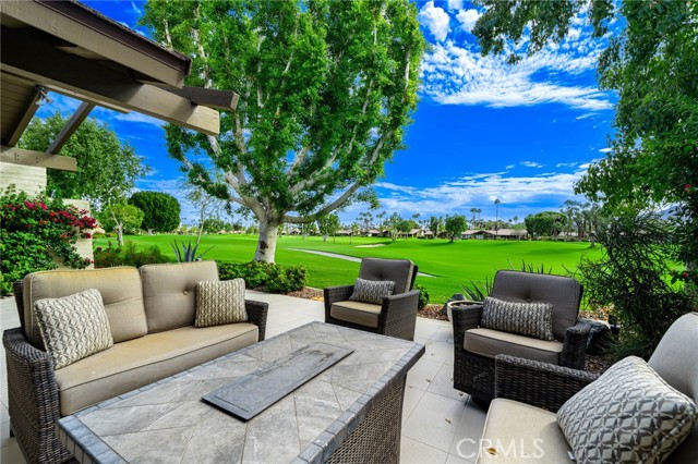 Detail Gallery Image 30 of 44 For 207 Bouquet Canyon Dr, Palm Desert,  CA 92211 - 2 Beds | 3/1 Baths