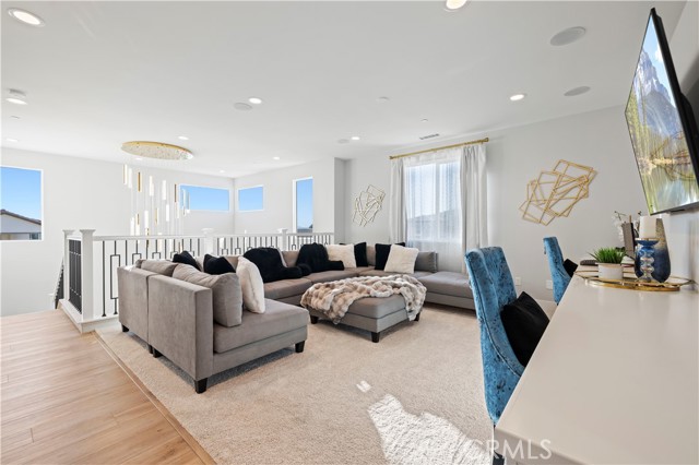 Detail Gallery Image 51 of 57 For 28618 Bloom, Saugus,  CA 91350 - 5 Beds | 4/1 Baths