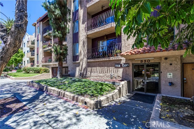 Detail Gallery Image 1 of 1 For 330 N Jackson St #124,  Glendale,  CA 91206 - 2 Beds | 2 Baths