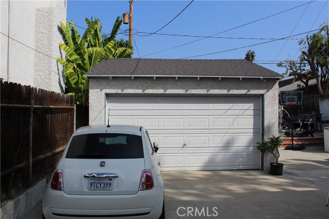 Detail Gallery Image 15 of 20 For 210 N Naomi, Burbank,  CA 91505 - 3 Beds | 2 Baths