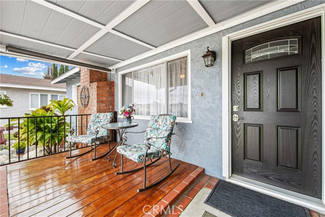6051 Camphor Avenue, Westminster CA: https://media.crmls.org/medias/ebf54894-8b6a-4de4-b70e-aa9841f545b4.jpg