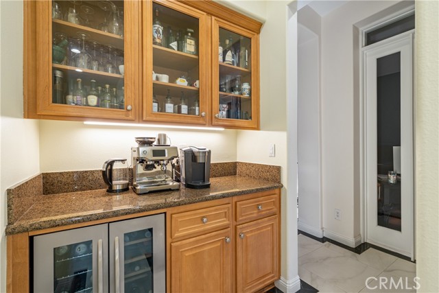 Detail Gallery Image 5 of 41 For 5492 Calarosa Ranch, Camarillo,  CA 93012 - 5 Beds | 5/1 Baths