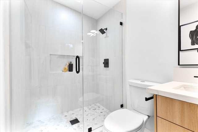 Detail Gallery Image 22 of 29 For 9921 Westwanda Dr, Beverly Hills,  CA 90210 - 2 Beds | 2 Baths