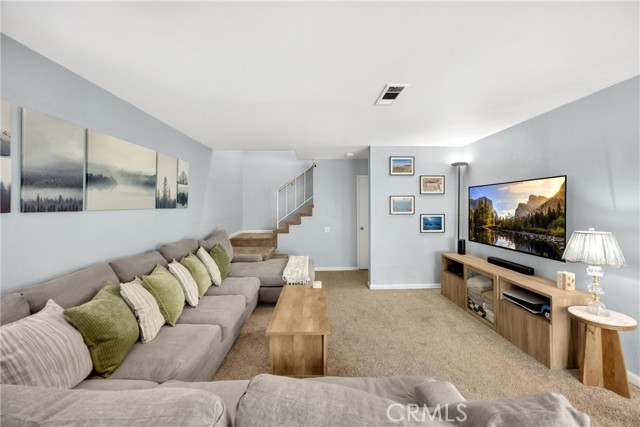 Detail Gallery Image 4 of 42 For 20276 Greenhill Lane #62,  Yorba Linda,  CA 92886 - 2 Beds | 1/1 Baths