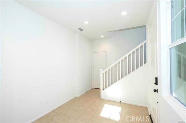 Detail Gallery Image 2 of 25 For 7343 Nightfall Pl, Rancho Cucamonga,  CA 91739 - 3 Beds | 2/1 Baths