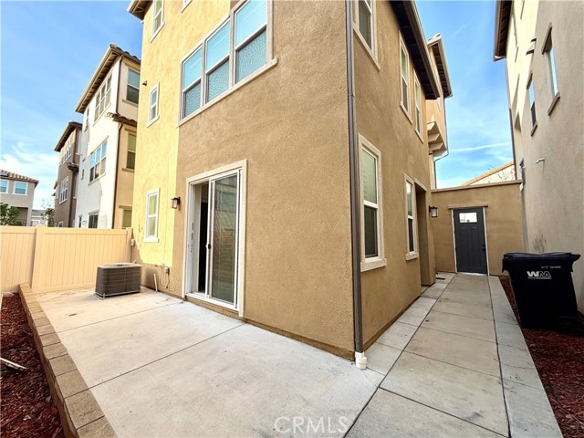 Detail Gallery Image 10 of 10 For 1308 Alpine Cir, Baldwin Park,  CA 91706 - 4 Beds | 3/1 Baths