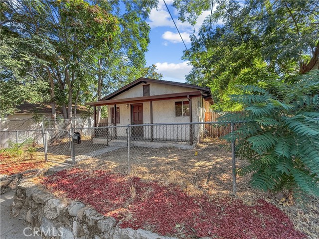 Detail Gallery Image 1 of 37 For 2025 Gray St, Oroville,  CA 95965 - 2 Beds | 2 Baths