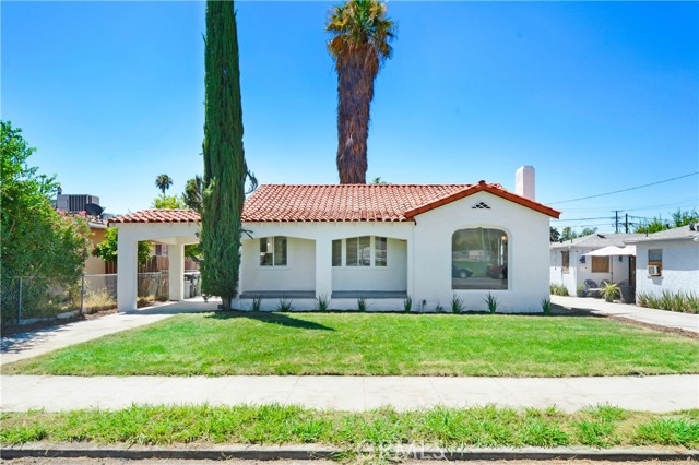 Detail Gallery Image 1 of 10 For 663 W 17th St, San Bernardino,  CA 92405 - 3 Beds | 1/1 Baths