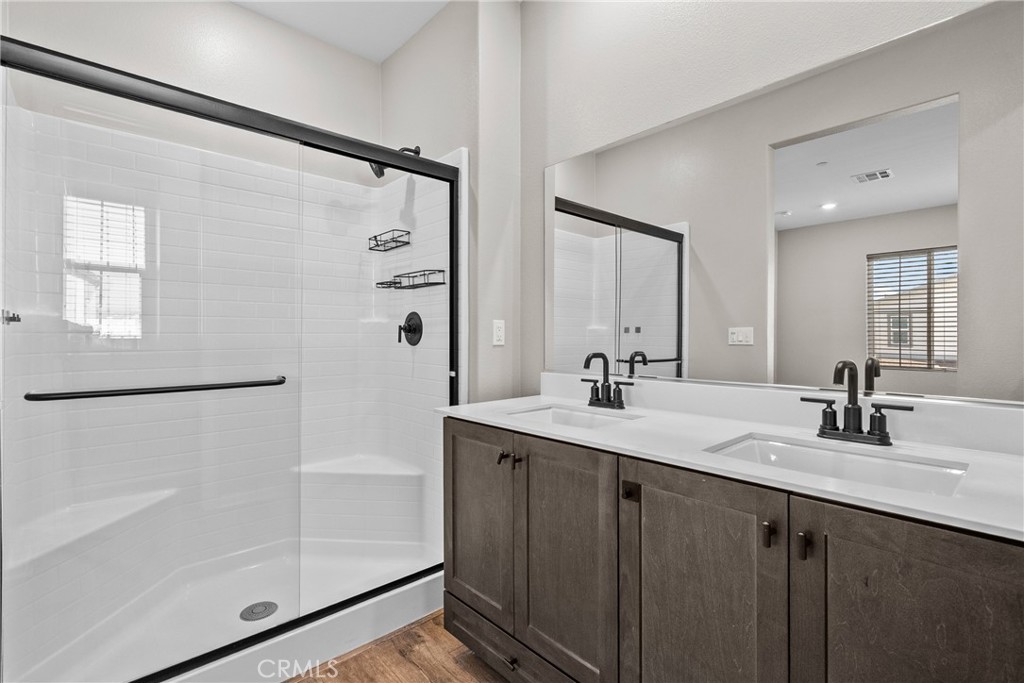 MLS #SR25241570 image #18