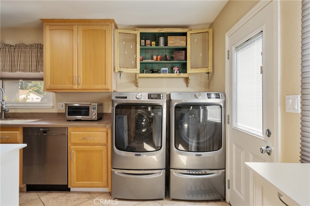 MLS #CV25201186 image #14