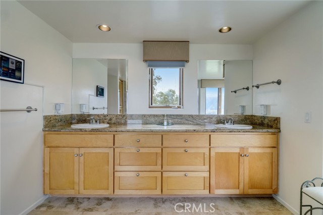 Detail Gallery Image 38 of 75 For 14690 Tyler Rd, Valley Center,  CA 92082 - 5 Beds | 3/1 Baths