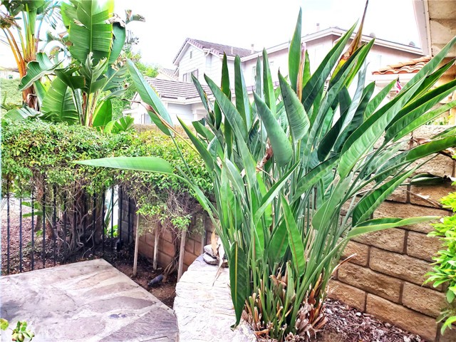 Detail Gallery Image 6 of 34 For 30160 Holmby Ct, Castaic,  CA 91384 - 4 Beds | 3 Baths