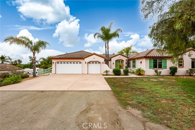 731 Oak Glade Drive, Fallbrook CA: https://media.crmls.org/medias/ebfcb424-0723-46ca-812b-cdf977d5205b.jpg
