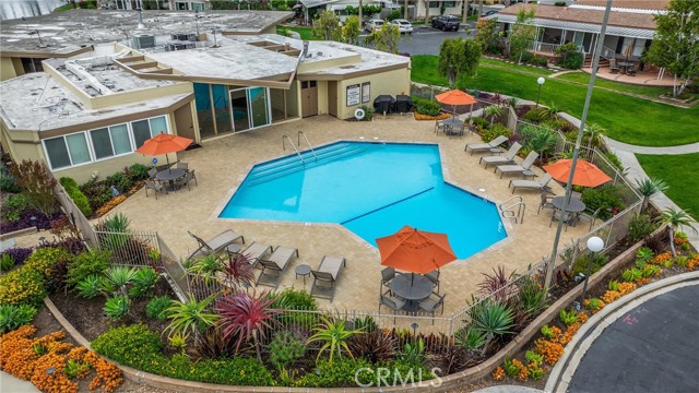 2240 Lake Glen Dr, La Habra CA: https://media.crmls.org/medias/ebfcc2bb-a20d-41c5-ad4f-cf0504db1541.jpg