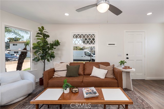 Detail Gallery Image 7 of 30 For 1887 Saint Louis Ave, Signal Hill,  CA 90755 - – Beds | – Baths