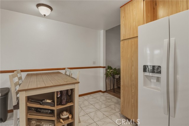 Detail Gallery Image 6 of 23 For 13886 San Gorgonio, Victorville,  CA 92392 - 2 Beds | 2 Baths