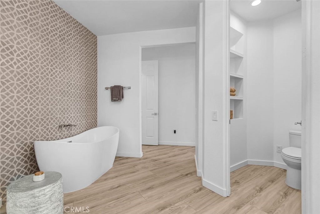 MLS #OC24101277 img 30