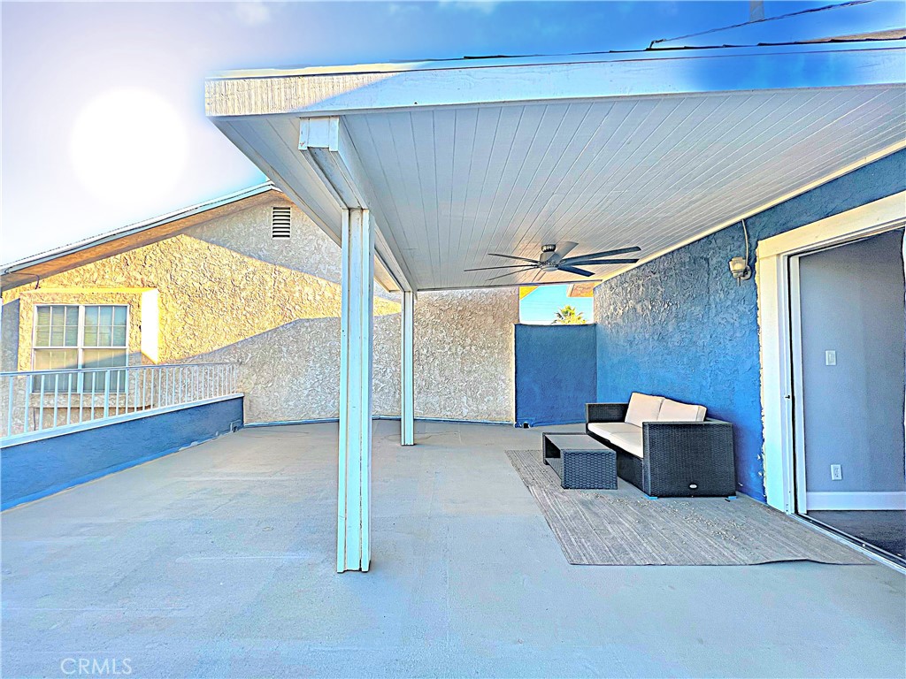 https://media.crmls.org/medias/ebff233a-78b2-411e-96a9-90cda1cdd6b9.jpg?preset=X-Large