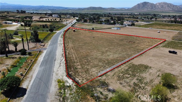 1 Corso Alto Avenue, Nuevo CA: https://media.crmls.org/medias/ebff44ee-fab0-4f43-a6b3-4bb92db12f72.jpg