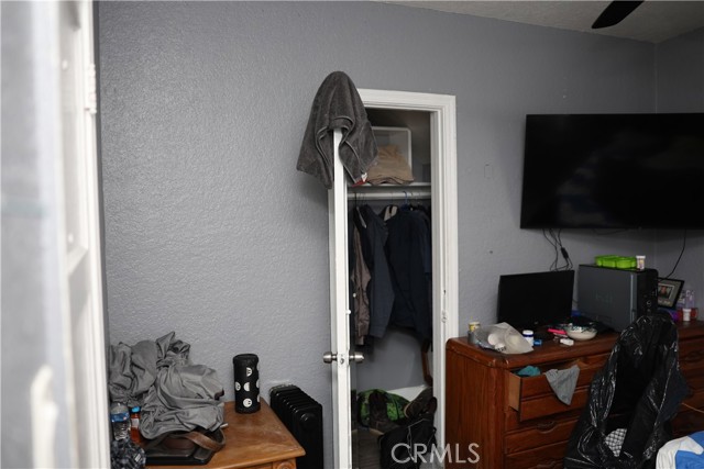 927 W 82nd Street, Los Angeles CA: https://media.crmls.org/medias/ec0018c7-583f-448f-9776-deacbf02d743.jpg
