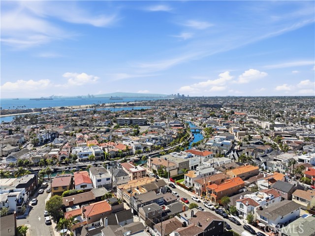 Detail Gallery Image 37 of 38 For 130 Cordova Walk, Long Beach,  CA 90803 - 2 Beds | 2/1 Baths