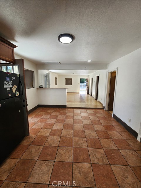 19380 Quebec Avenue, Corona CA: https://media.crmls.org/medias/ec0070da-b980-45a1-b828-21f252d601e8.jpg
