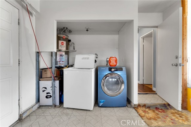 365 E Vodden Street, Rialto CA: https://media.crmls.org/medias/ec00813e-602c-42e8-932c-b2ecb5927f7f.jpg