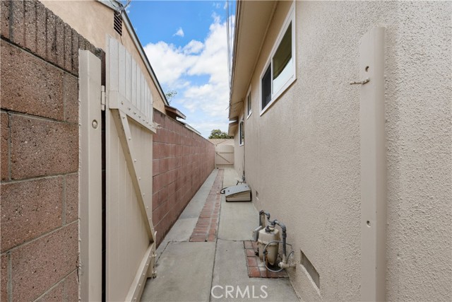 Detail Gallery Image 39 of 45 For 23134 Meyler Ave, Torrance,  CA 90502 - 3 Beds | 1 Baths