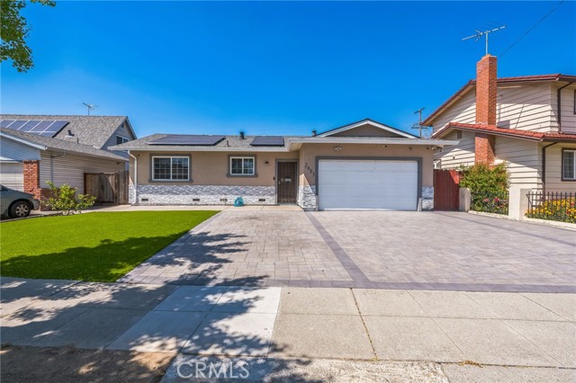 2683 E Trimble Road, San Jose CA: https://media.crmls.org/medias/ec01166b-7f47-412c-a429-407fc0cb7c70.jpg