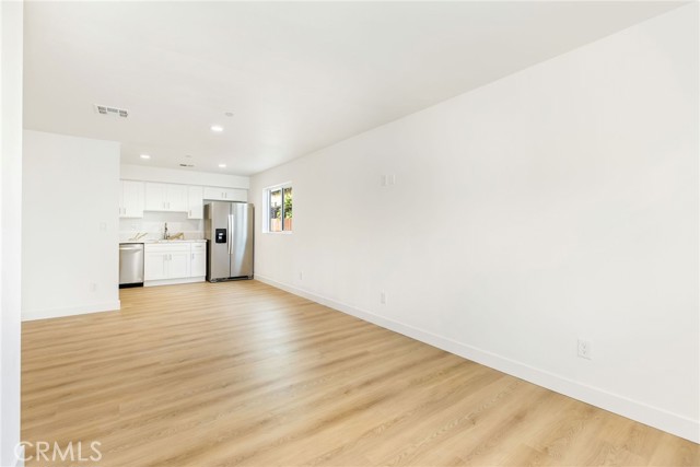 Detail Gallery Image 12 of 21 For 9613 S Hobart Bld, Los Angeles,  CA 90047 - – Beds | – Baths