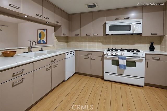 73345 Shadow Mountain Drive, Palm Desert CA: https://media.crmls.org/medias/ec014ea5-f02e-4ddf-9d3e-31ebc9af3268.jpg