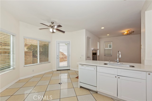 Detail Gallery Image 10 of 33 For 22509 Silver Dollar St, Corona,  CA 92883 - 3 Beds | 2/1 Baths