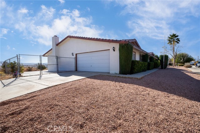 Detail Gallery Image 5 of 36 For 17101 Baywood Way, Victorville,  CA 92395 - 3 Beds | 2 Baths