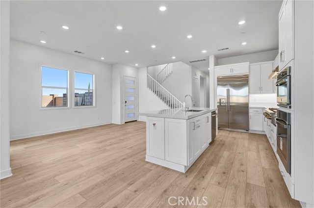 Detail Gallery Image 10 of 58 For 2058 Hollyleaf, Montebello,  CA 90640 - 5 Beds | 4 Baths