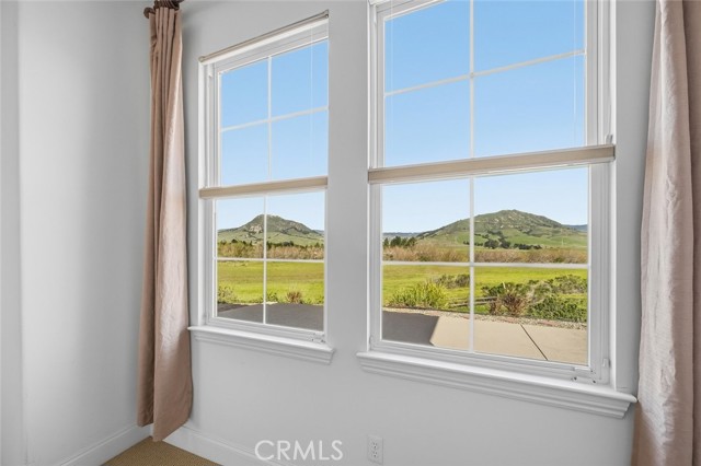 Detail Gallery Image 32 of 70 For 440 Slender Rock Place, San Luis Obispo,  CA 93405 - 5 Beds | 3/1 Baths