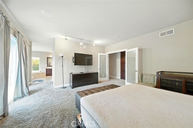 2538 Cameron Avenue, Covina CA: https://media.crmls.org/medias/ec02c2ea-8060-42ea-81f7-b67153363870.jpg