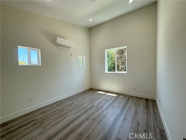19515 Cantara Street, Reseda CA: https://media.crmls.org/medias/ec02f890-23a1-444b-baa5-0a83302a5707.jpg