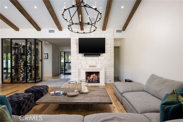 Detail Gallery Image 11 of 38 For 1 San Martin Way, Corona Del Mar,  CA 92625 - 4 Beds | 2/1 Baths