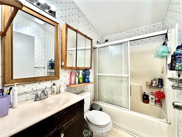 Detail Gallery Image 19 of 41 For 507 S Euclid St #71,  Santa Ana,  CA 92074 - 4 Beds | 2 Baths