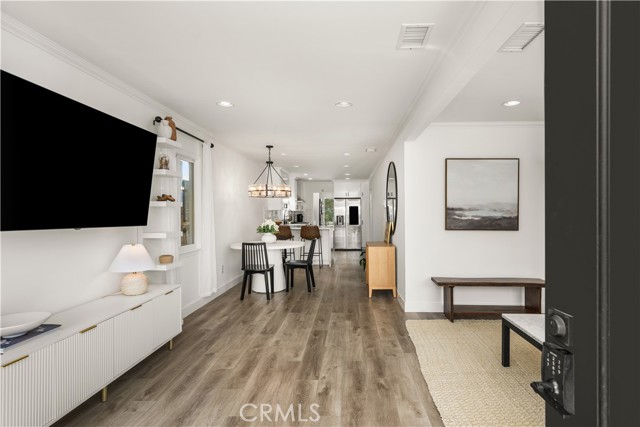 Detail Gallery Image 4 of 50 For 13631 Klondike, Downey,  CA 90242 - 2 Beds | 1 Baths