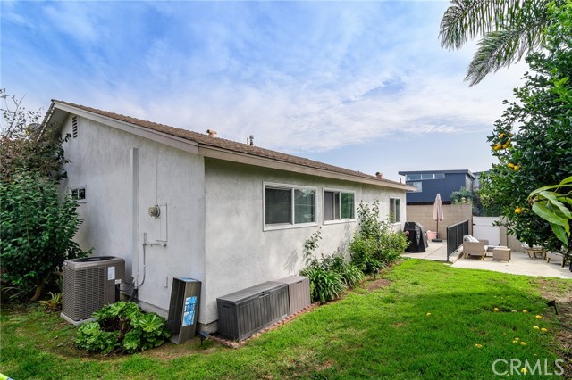 Detail Gallery Image 30 of 30 For 20731 Brookdale Ln, Huntington Beach,  CA 92646 - 3 Beds | 2 Baths