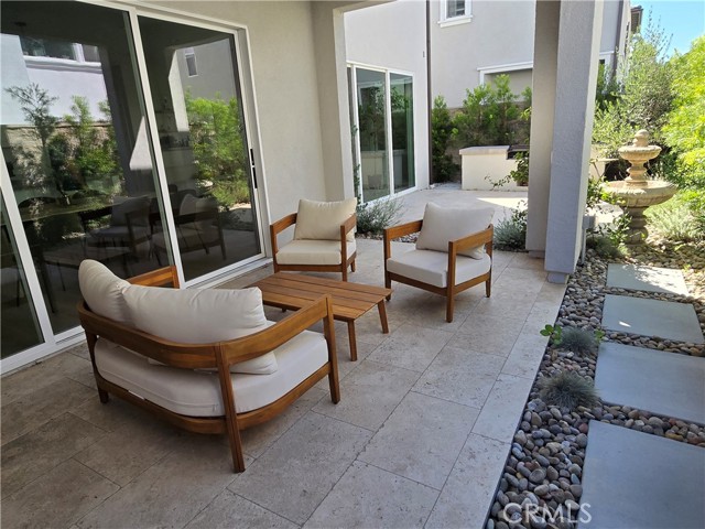 171 Bear Leaf Drive, Lake Forest CA: https://media.crmls.org/medias/ec04d254-58e2-4e5a-8027-003df60e120c.jpg