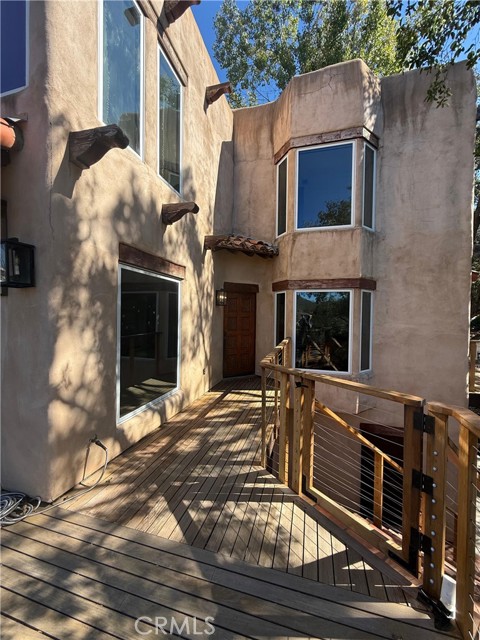 Detail Gallery Image 3 of 30 For 2045 Lookout Dr, Agoura Hills,  CA 91301 - 2 Beds | 2/1 Baths