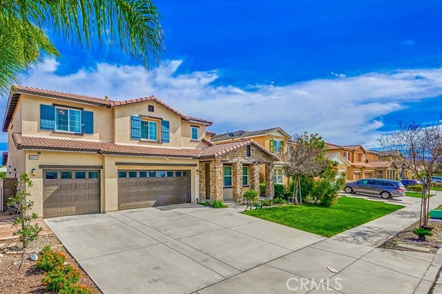 Detail Gallery Image 3 of 38 For 6850 Lucite Dr, Corona,  CA 92880 - 5 Beds | 3/1 Baths