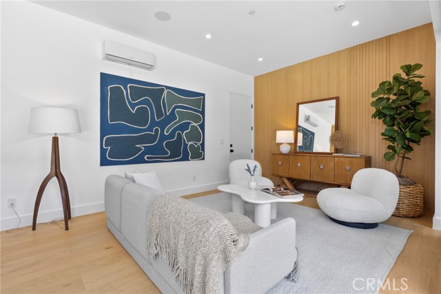 Detail Gallery Image 39 of 44 For 13602 Morrison St, Sherman Oaks,  CA 91423 - 6 Beds | 6/1 Baths