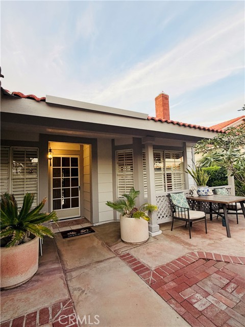 1455 Cresta, Corona CA: https://media.crmls.org/medias/ec055478-8052-42e2-906b-af64c962b606.jpg