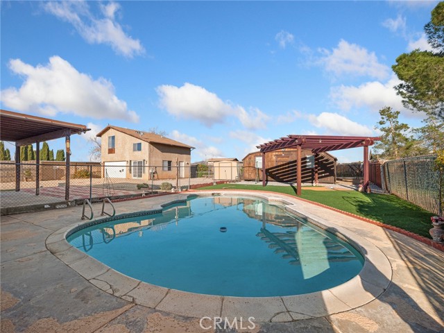 Detail Gallery Image 8 of 43 For 11935 Wapato Rd, Apple Valley,  CA 92308 - 4 Beds | 2 Baths