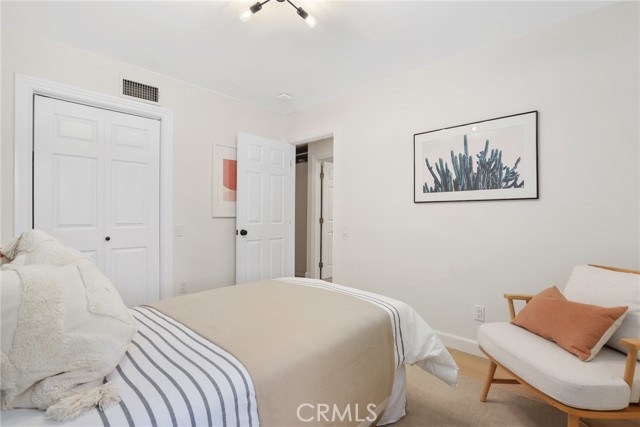 Detail Gallery Image 17 of 30 For 5839 Parkmor Rd, Calabasas,  CA 91302 - 4 Beds | 2 Baths