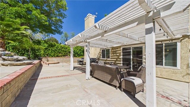 Detail Gallery Image 31 of 33 For 27563 Open Crest, Saugus,  CA 91350 - 4 Beds | 2/1 Baths