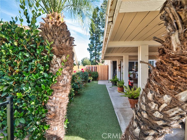 Detail Gallery Image 3 of 29 For 2085 Covington Ave, Simi Valley,  CA 93065 - 3 Beds | 2 Baths